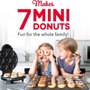 Mini Donut Maker Non-stick Surface Makes 7 Doughnuts Promax.pk